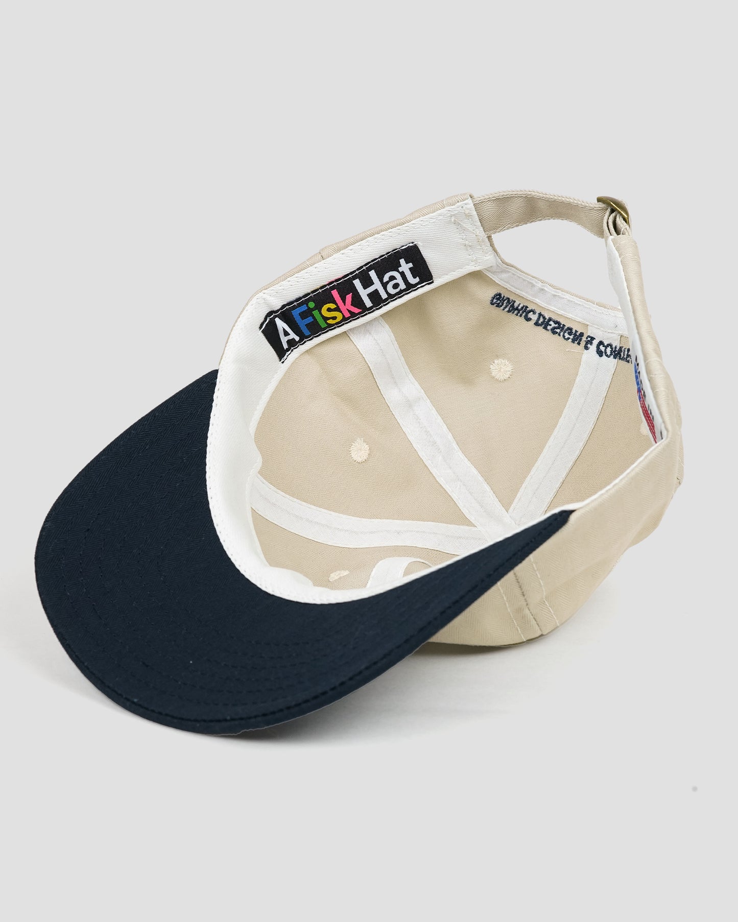 Studio Hat Stone/Navy