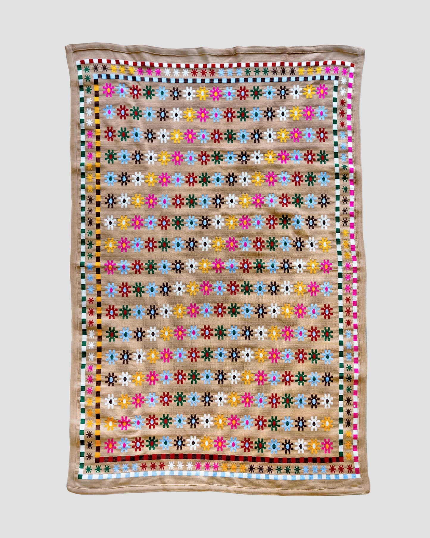 1402 Flower Rug Blanket